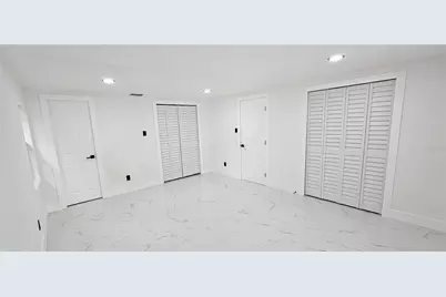 1506 E Poinsettia Avenue, Tampa, FL 33612 - Photo 7