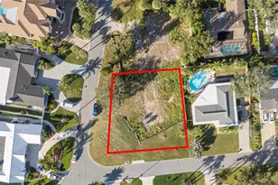 417 Harbor View Ln, Largo, FL 33770 - Photo 3