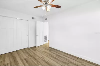 1200 76th Avenue N, Saint Petersburg, FL 33702 - Photo 35