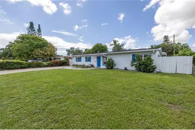 1200 76th Avenue N, Saint Petersburg, FL 33702 - Photo 3