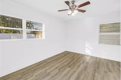 1200 76th Avenue N, Saint Petersburg, FL 33702 - Photo 23