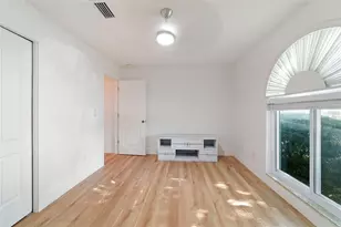 24407 Rolling View Ct, Lutz, FL 33559 - Photo 15