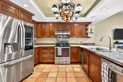 2835 Hammock Drive, Plant City, FL 33566 - Photo 3