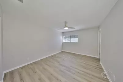 8616 Palm Lane, Temple Terrace, FL 33637 - Photo 17