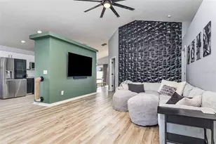 115 Somerset Dr, Davenport, FL 33897 - Photo 7