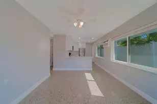 13248 4th St E, Madeira Beach, FL 33708 - Photo 9