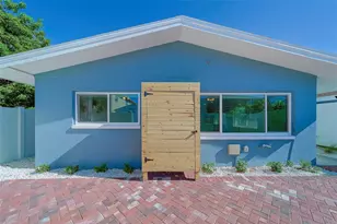 13248 4th St E, Madeira Beach, FL 33708 - Photo 25