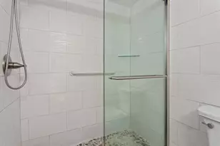 4910 Bay Street NE, Saint Petersburg, FL 33703 - Photo 21