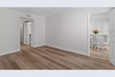 4910 Bay Street NE #111, Saint Petersburg, FL 33703 - Photo 15