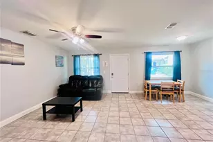 5202 Laurel Pl, Clearwater, FL 33760 - Photo 3