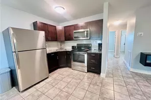 5202 Laurel Pl, Clearwater, FL 33760 - Photo 9