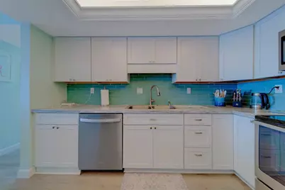 17920 Gulf Boulevard #1205, Redington Shores, FL 33708 - Photo 9