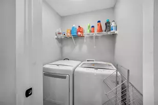 319 W Giddens Ave, Tampa, FL 33603 - Photo 13