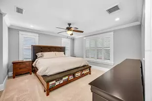 319 W Giddens Ave, Tampa, FL 33603 - Photo 15