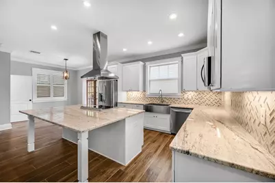 319 W Giddens Avenue, Tampa, FL 33603 - Photo 25