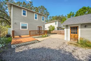 319 W Giddens Ave, Tampa, FL 33603 - Photo 3