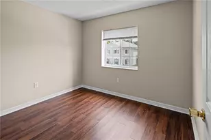 4120 Gradstone Pl, Tampa, FL 33617 - Photo 9