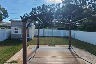 3904 W Euclid Ave, Tampa, FL 33629 - Photo 15