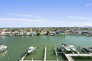 125 Island Way, Clearwater Beach, FL 33767 - Photo 59