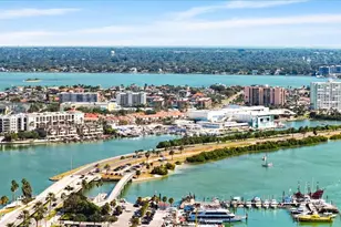 125 Island Way, Clearwater Beach, FL 33767 - Photo 77