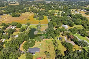 2506 Hawk Griffin Rd, Plant City, FL 33565 - Photo 9