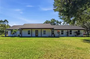 2506 Hawk Griffin Rd, Plant City, FL 33565 - Photo 3