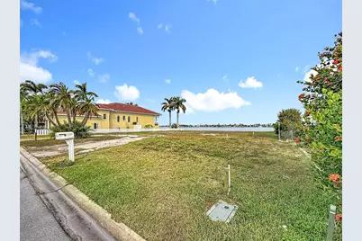 12 Paradise Lane, Treasure Island, FL 33706 - Photo 15