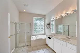 10218 Shadow Branch Dr, Tampa, FL 33647 - Photo 25