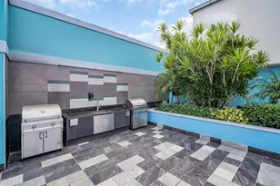 1 Beach Dr SE, Saint Petersburg, FL 33701 - Photo 57