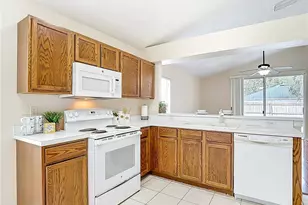 509 Somerstone Dr, Valrico, FL 33594 - Photo 7