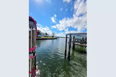 5011 Starfish Drive SE #21SS, Saint Petersburg, FL 33705 - Photo 1