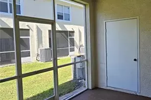 3426 High Hampton Cir, Tampa, FL 33610 - Photo 11