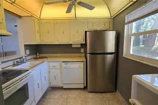 11485 Oakhurst Rd, Largo, FL 33774 - Photo 9