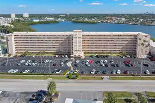 1847 Shore Dr S, South Pasadena, FL 33707 - Photo 1