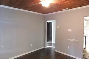 4210 E Louisiana Ave, Tampa, FL 33610 - Photo 9