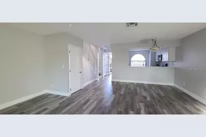 1517 Chateaux De Ville Court, Clearwater, FL 33764 - Photo 3