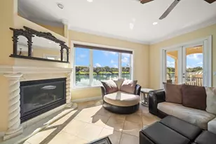 211 Poinciana Ln, Largo, FL 33770 - Photo 19
