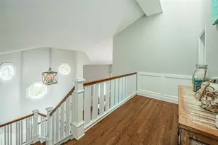 297 1st St W, Saint Petersburg, FL 33715 - Photo 49