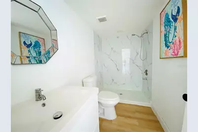 7200 E Bank Drive, Tampa, FL 33617 - Photo 11