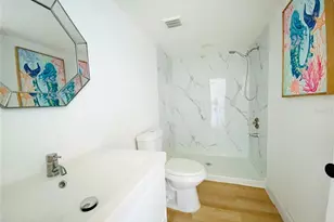 7200 E Bank Dr, Tampa, FL 33617 - Photo 11