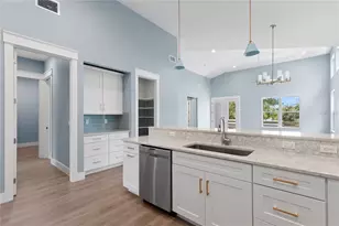 411 Tennessee Ave, Crystal Beach, FL 34681 - Photo 23