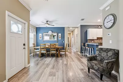 6862 Ripple Pond Loop, Zephyrhills, FL 33541 - Photo 7