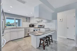 4400 Beach Dr SE, Saint Petersburg, FL 33705 - Photo 11