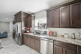 505 Lakeside Dr, Seffner, FL 33584 - Photo 41