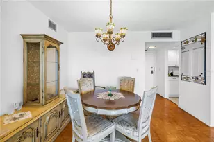 5220 Brittany Dr S, Saint Petersburg, FL 33715 - Photo 31