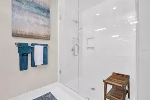 100 1st Ave N, Saint Petersburg, FL 33701 - Photo 25