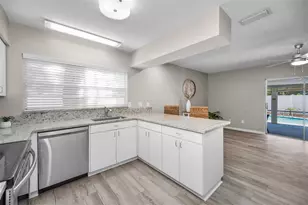 7404 Clearview Dr, Tampa, FL 33634 - Photo 13