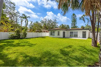 8335 42nd Avenue N, Saint Petersburg, FL 33709 - Photo 3