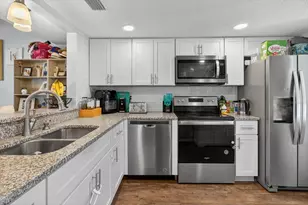 1146 King Arthur Ct, Dunedin, FL 34698 - Photo 25