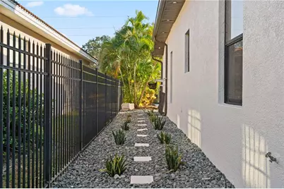 2550 Grand Lakeside Drive, Palm Harbor, FL 34684 - Photo 49